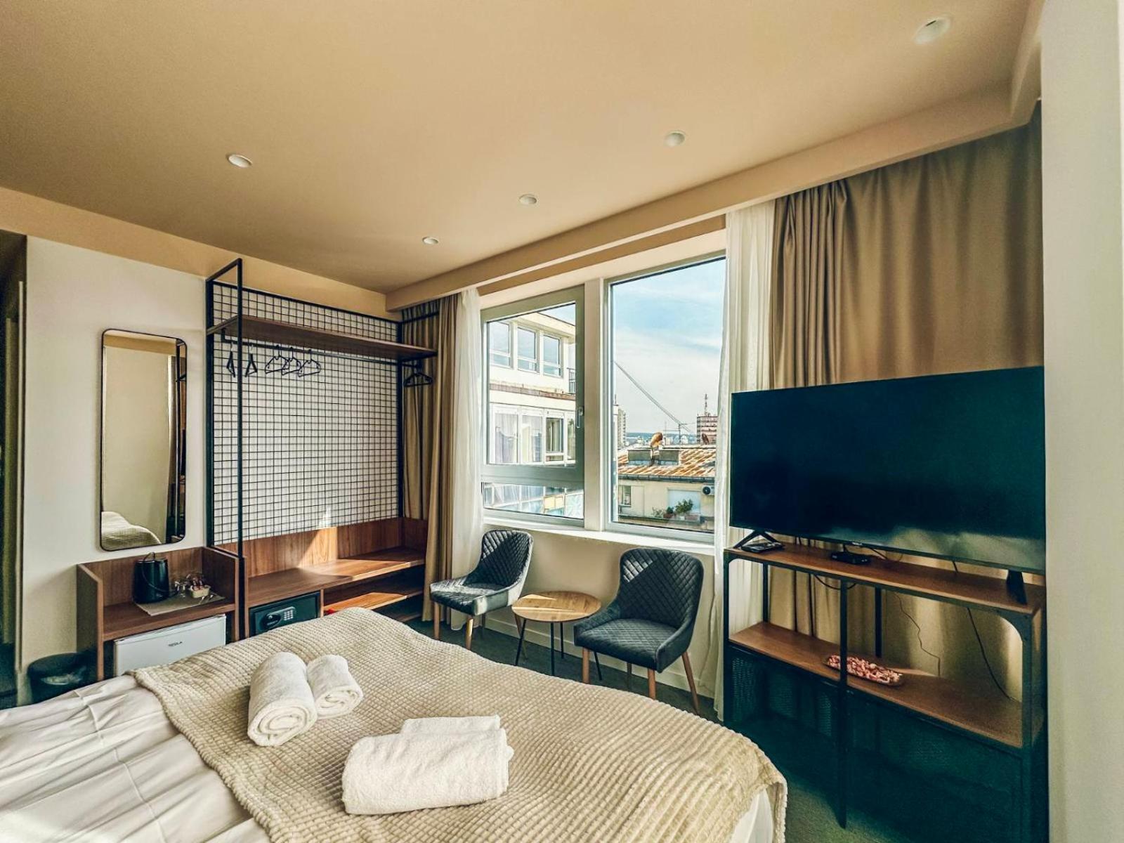 Appartamento Circle Of 2 Belgrado Esterno foto